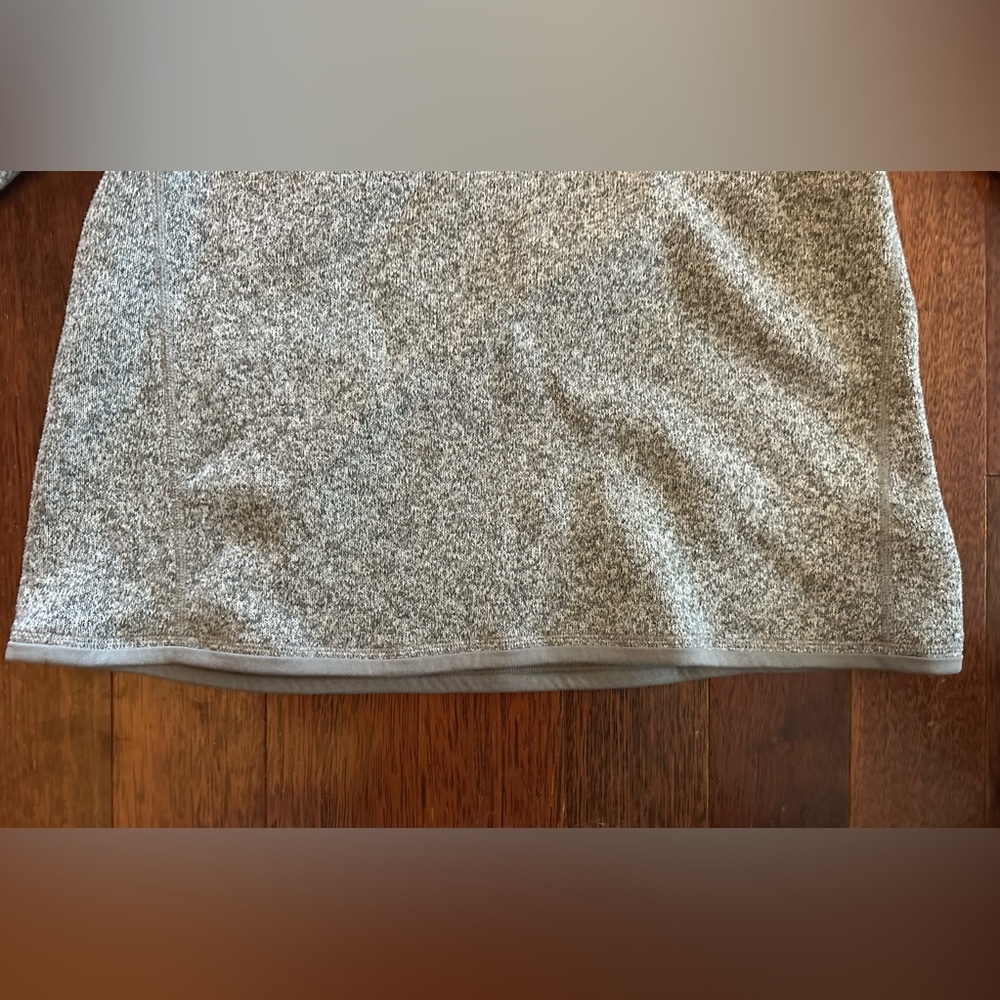 SOLD ON XPOST Like 🆕 Patagonia Women's 1/4 Gray/Birch White Better Sweater. XL. - Picture 7 of 10